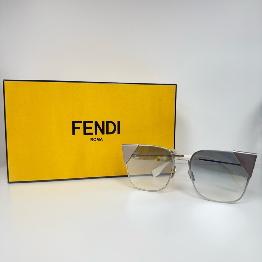 Fendi Geometric Cateye Sunglasses